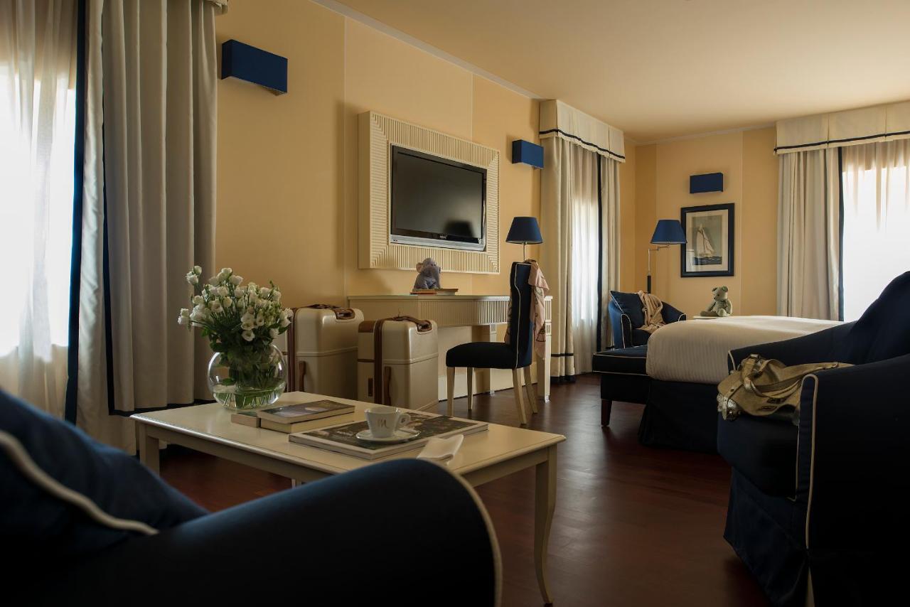 Chambre Lit King-Size ou Lits Jumeaux Deluxe