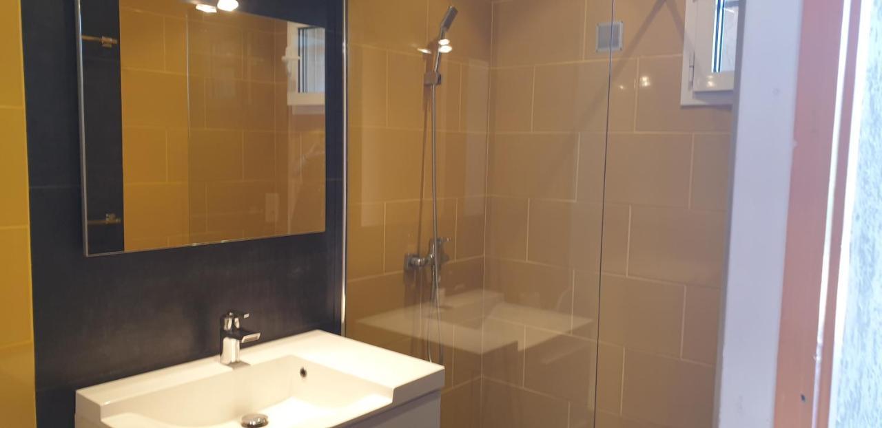 One-Bedroom Mini Villa Air Conditioning