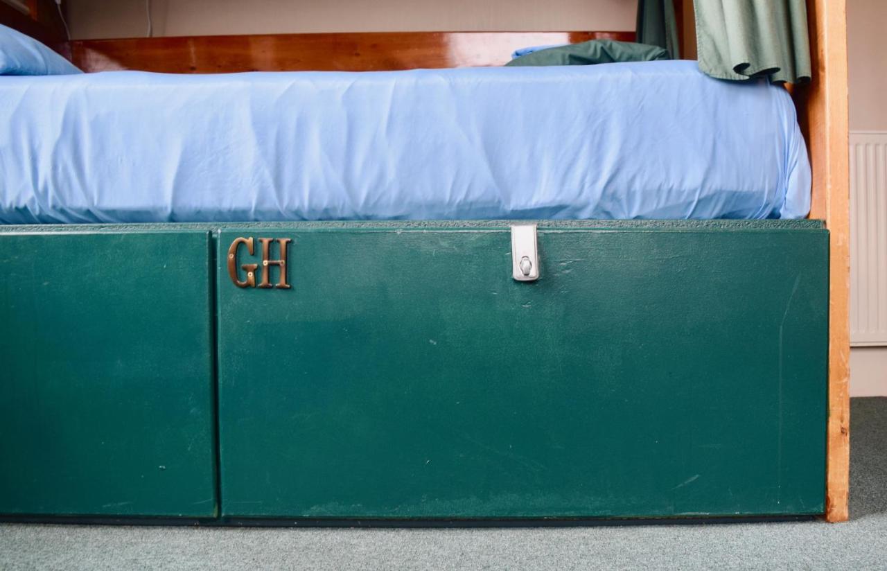 Double Bed in Mixed Dorm Room (Not Private)