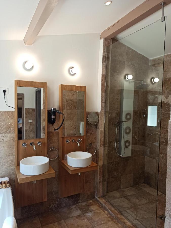 Suite avec Piscine Privée