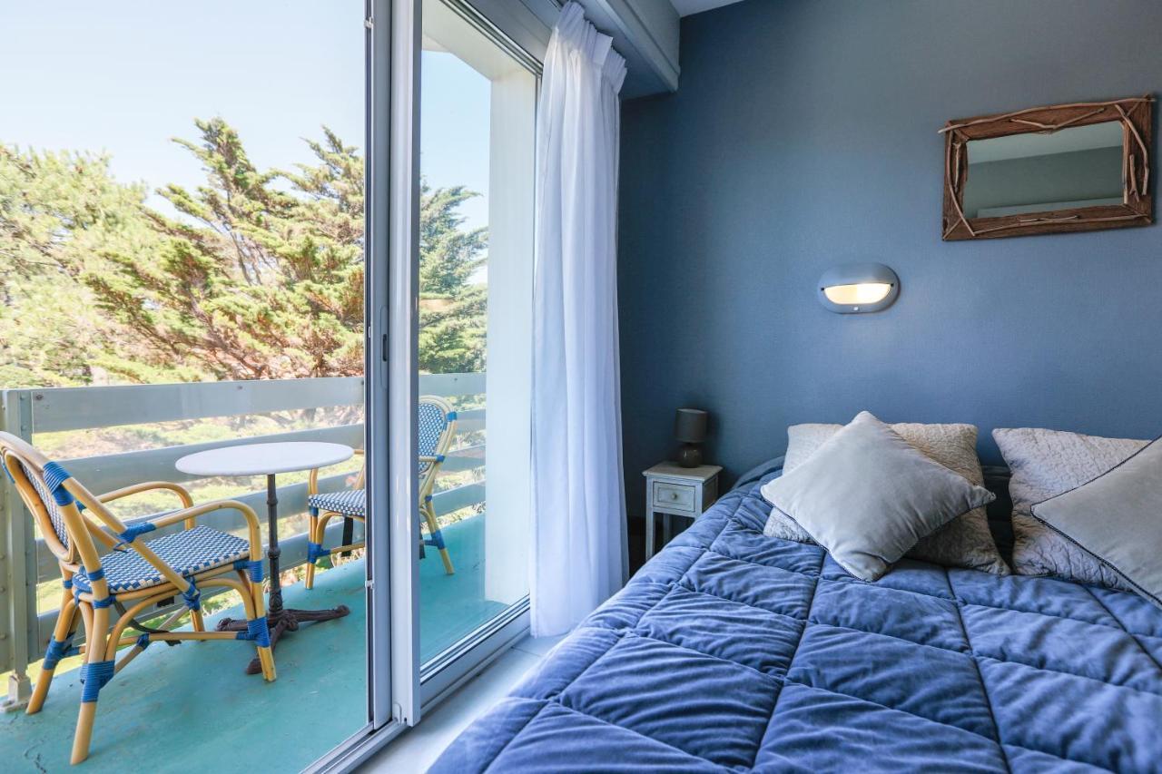 Small Double Room Balcony