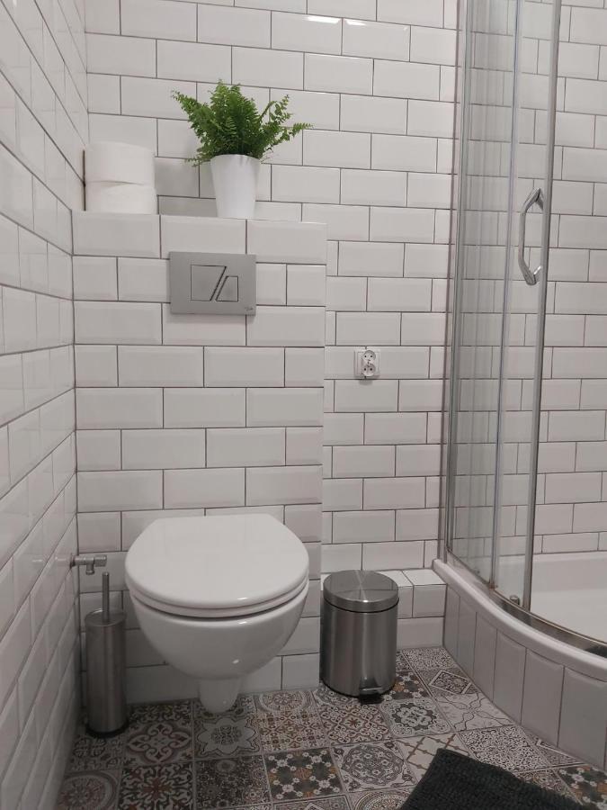 Studio Apartment,1588066616:JPEG