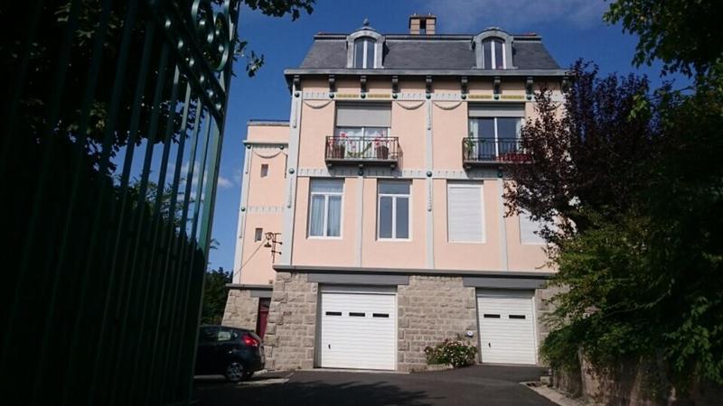 Appart T2, spacieux 62 m2, calme, lumineux + patio, accès ascenseur ou escaliers privés