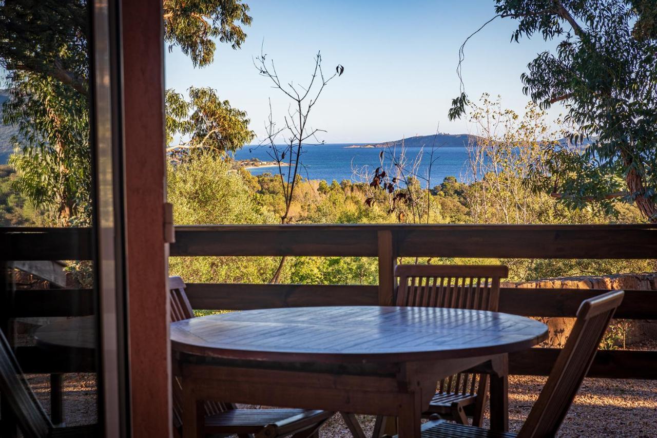 One-Bedroom Apartment Sea View