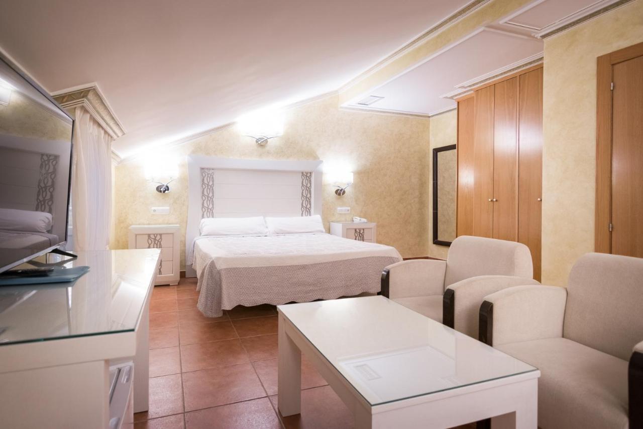 Chambre Triple Mansardée