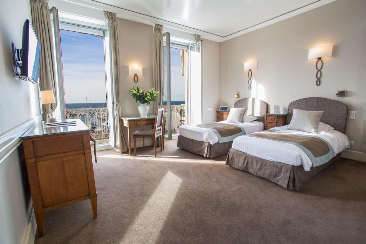 Family Suite, Adjacent rooms, with sea and city view,1436889136:JPEG