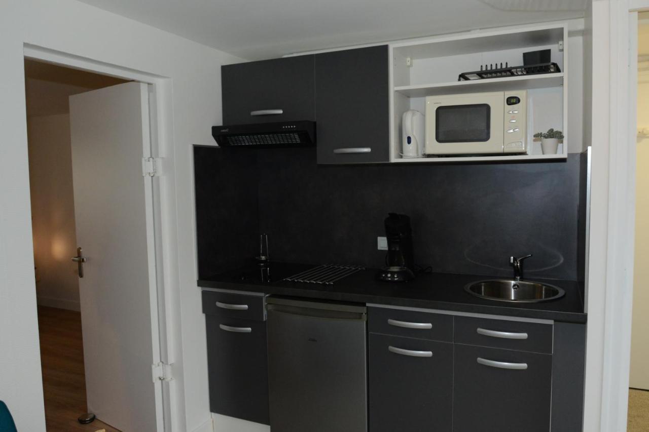 One-Bedroom Apartment,1043082409:JPEG
