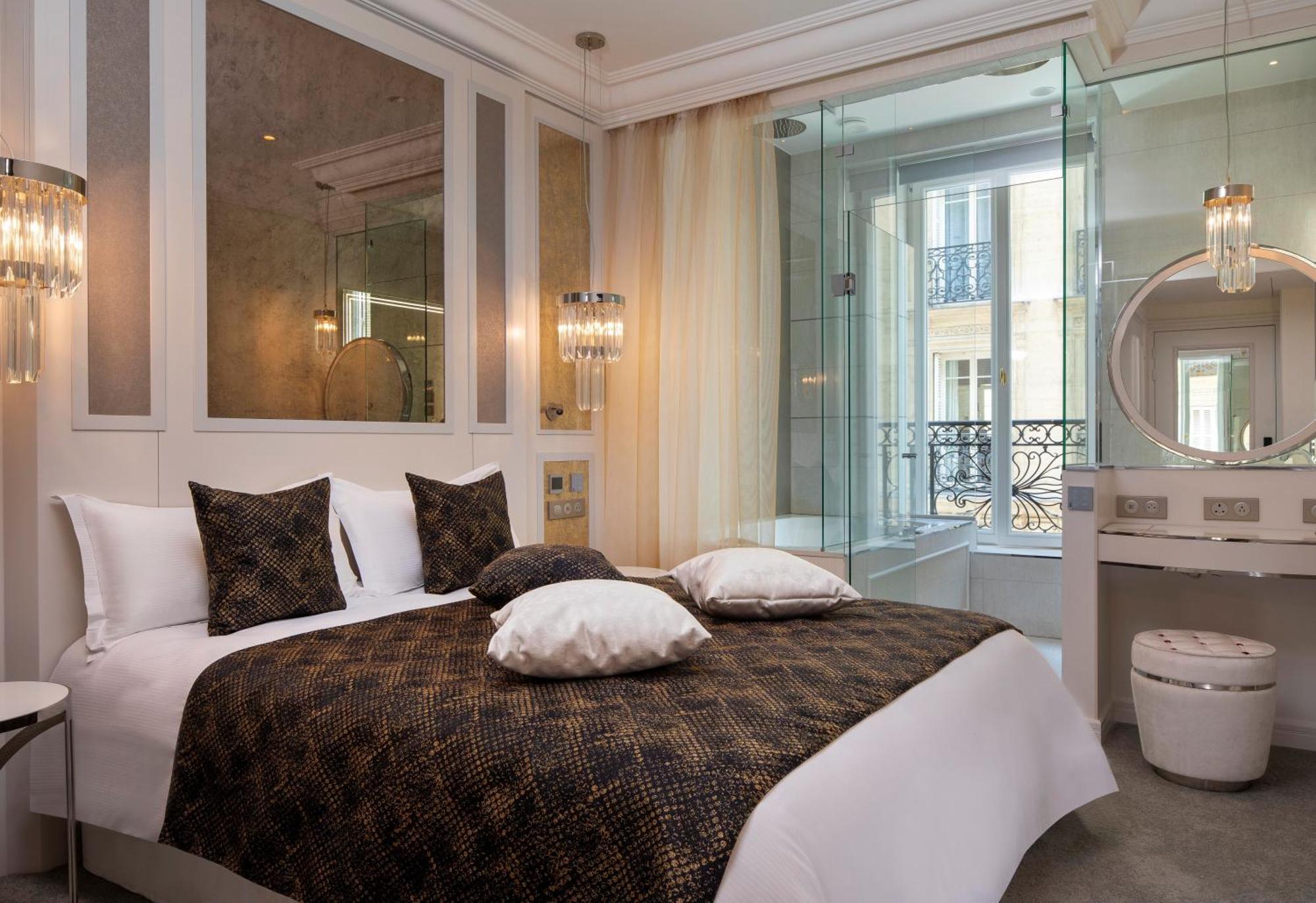 Classic Room Elegant Jacuzzi