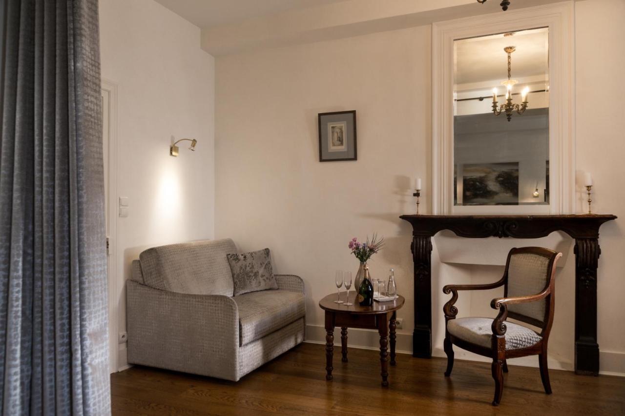 Suite with Lake View  and Spa Access Included
