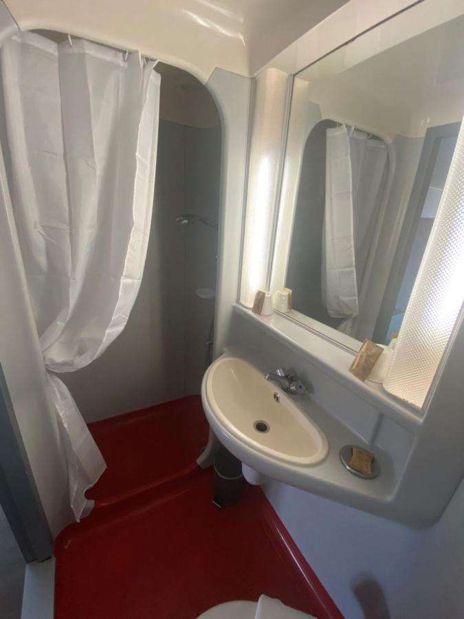 Double Room,1090834803:JPEG