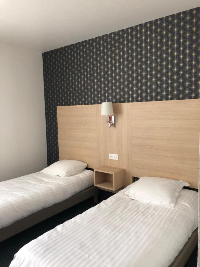Twin Room,1346201402:JPEG