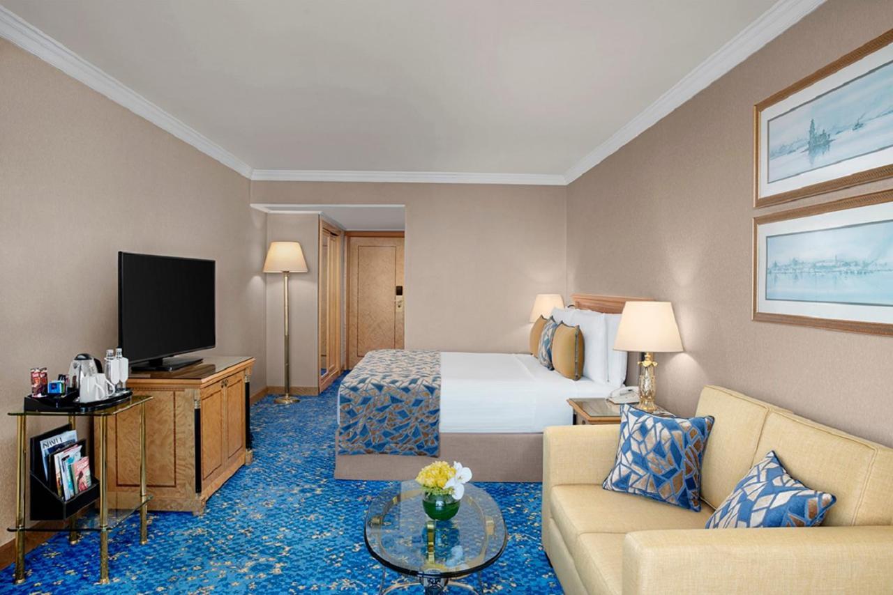 Chambre Lit King-Size Classique avec Vue sur la Ville