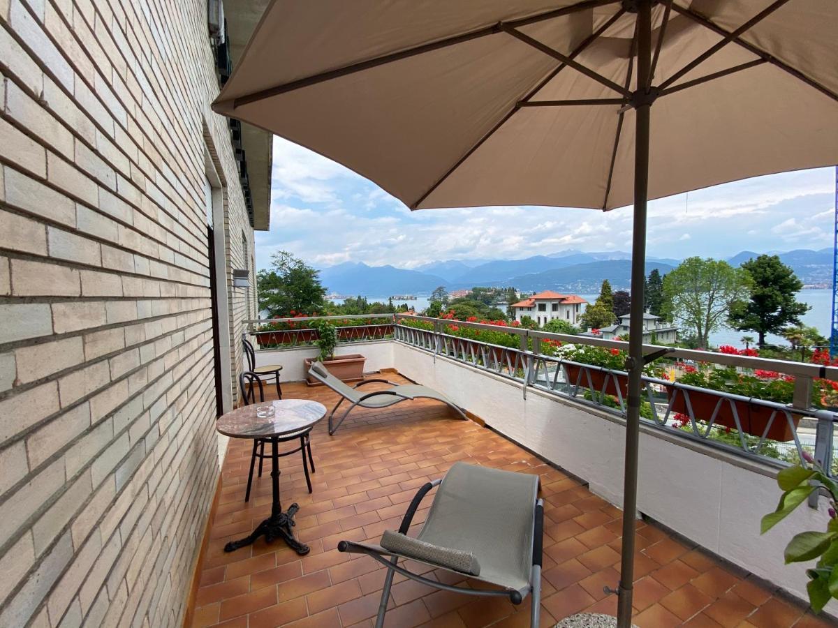 Chambre Lit King-Size avec Terrasse - Vue sur Lac