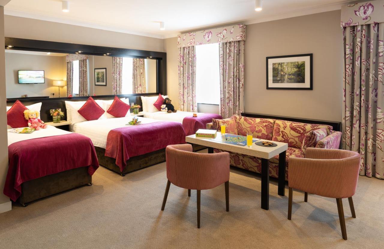 Large Classic Triple Room,1528749703:JPEG
