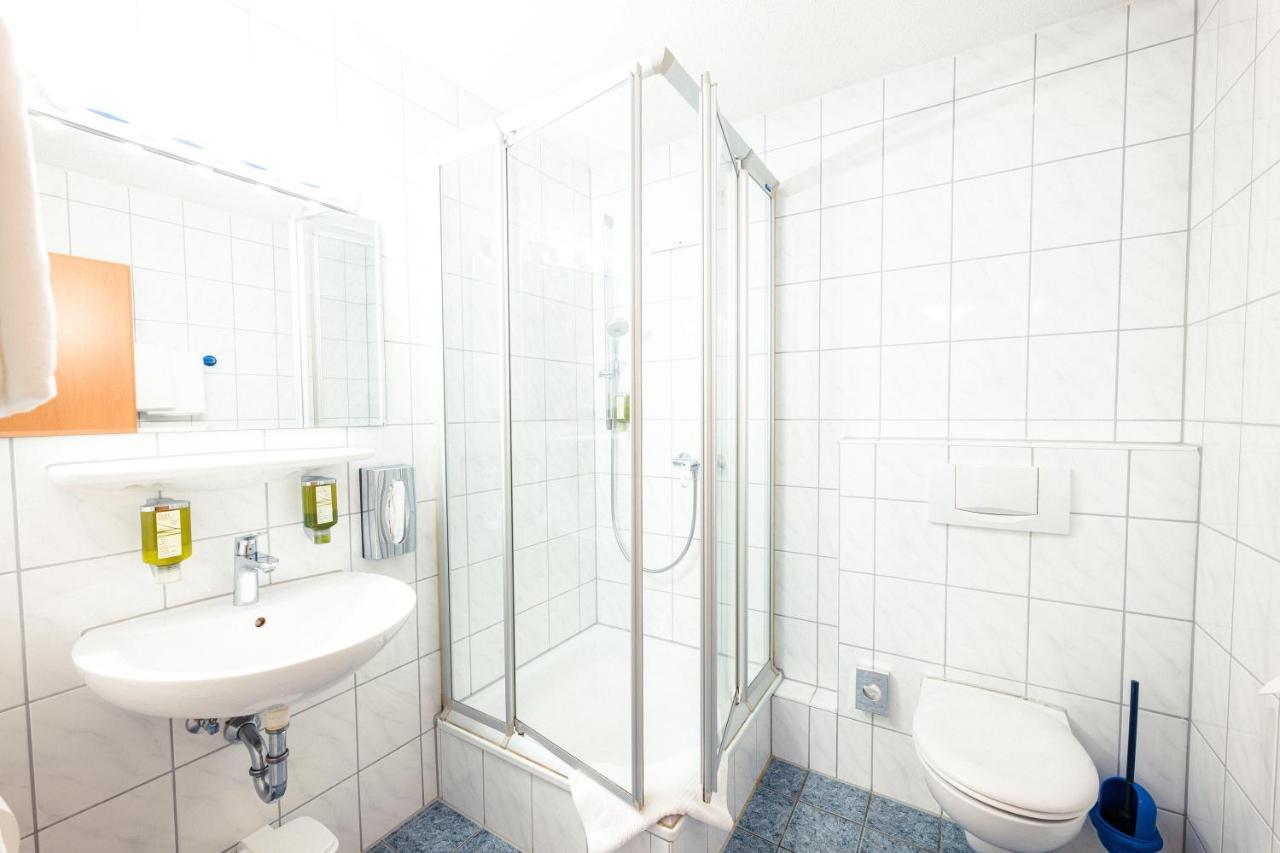 Chambre Quadruple - Maison A & B