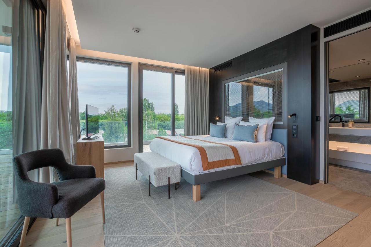 Penthouse avec terrasse - Côté lac - Accès gratuit au spa
