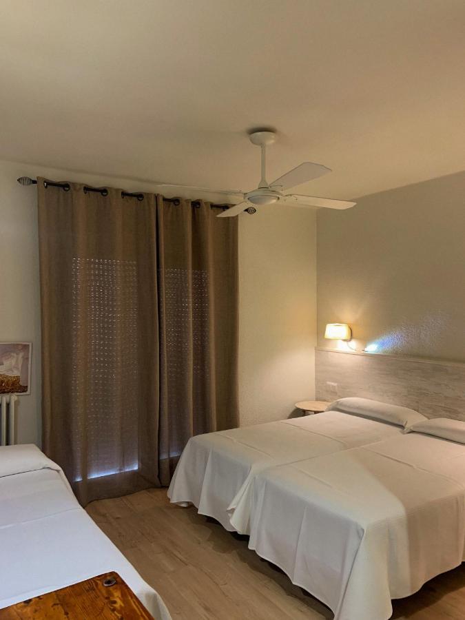 Chambre Triple avec ¨Parking Gratuit