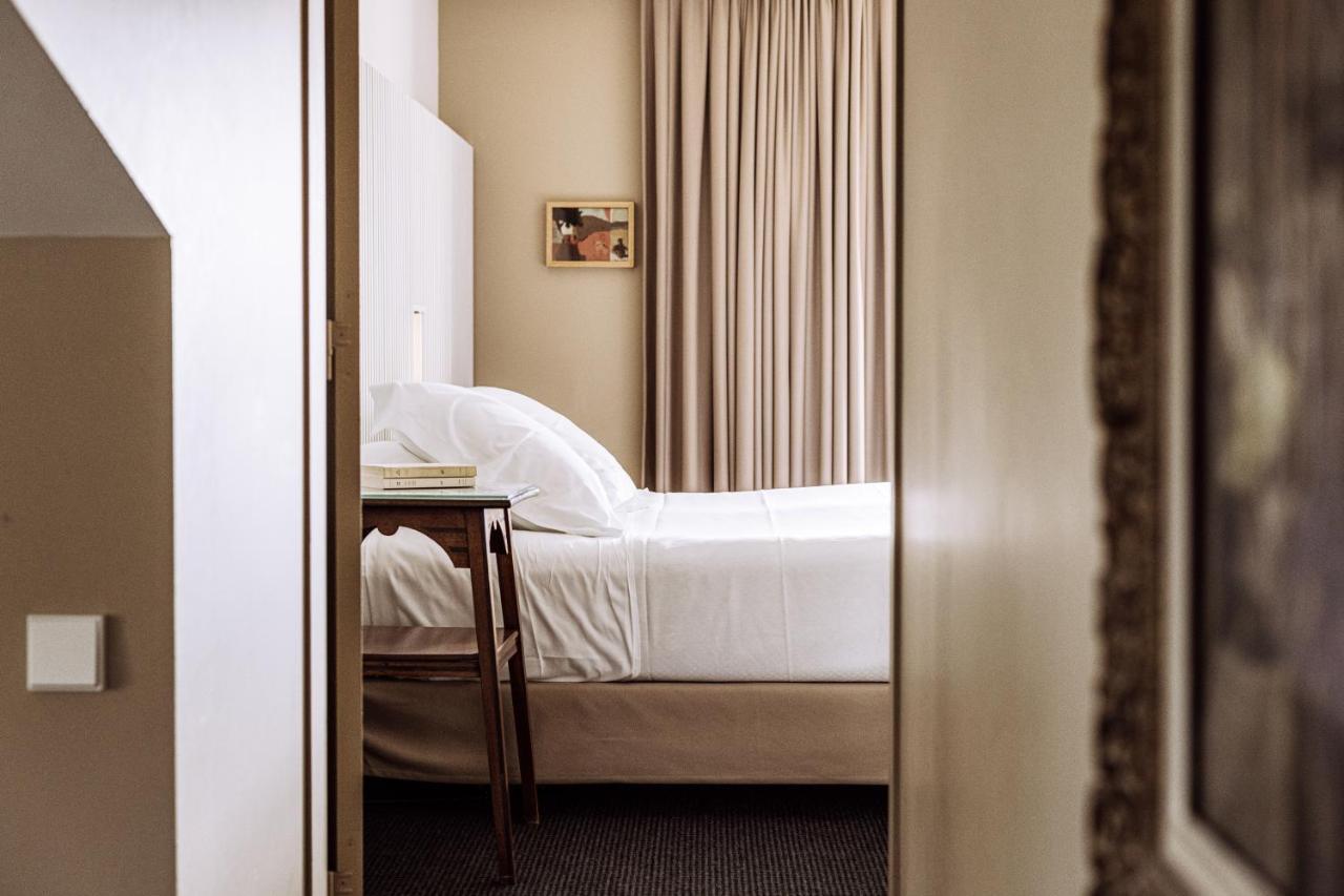 Deluxe King Suite,1215330667:JPEG
