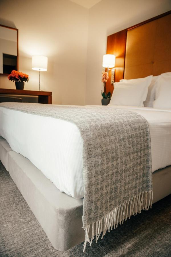 Deluxe Double or Twin Room Private Terrace