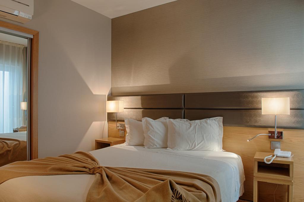 Chambre Double ou Lits Jumeaux avec Parking