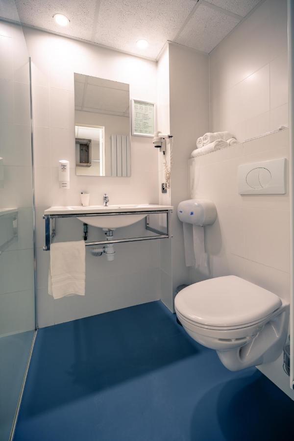 Standard Twin Room,1177379698:JPEG