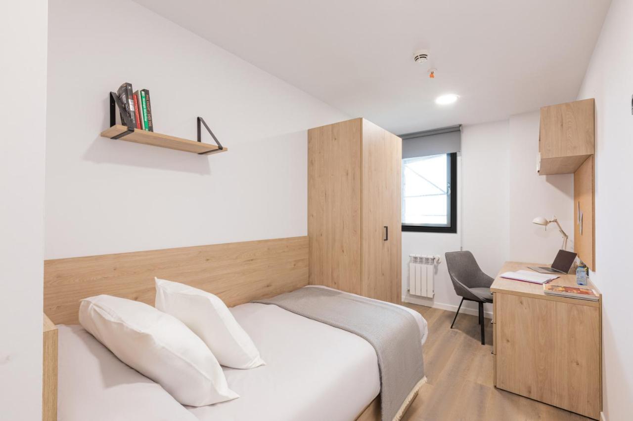 Single Room,1181115226:JPEG