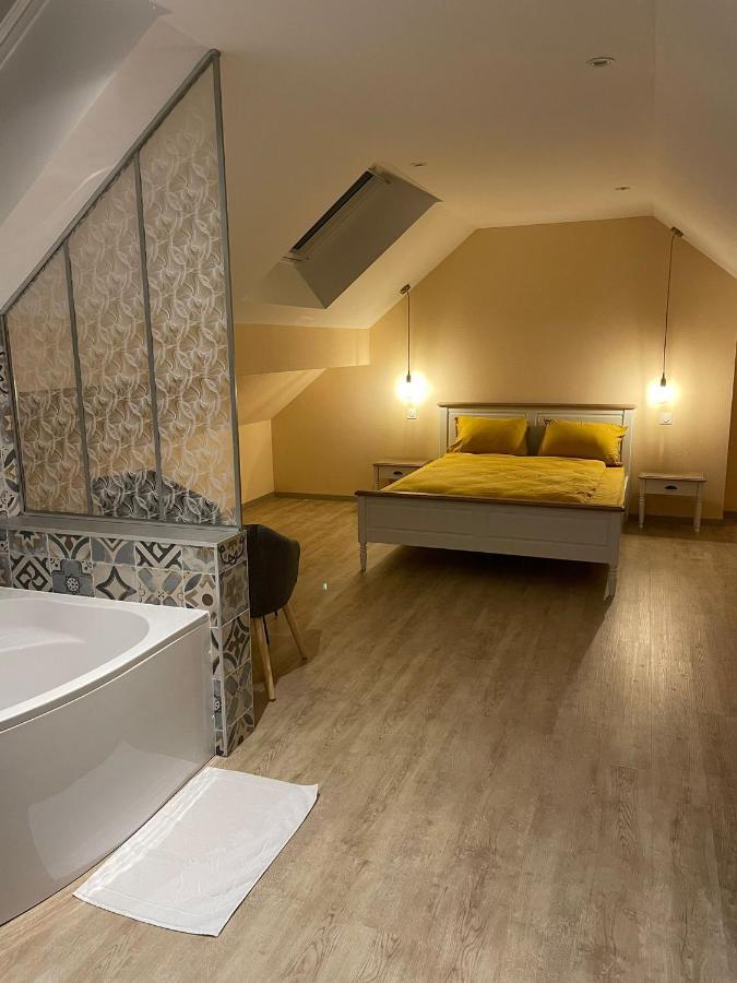 Large Double Room,1192627798:JPEG