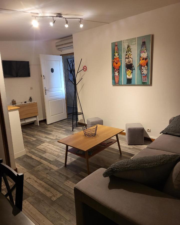 Family Studio,1689919589:JPEG