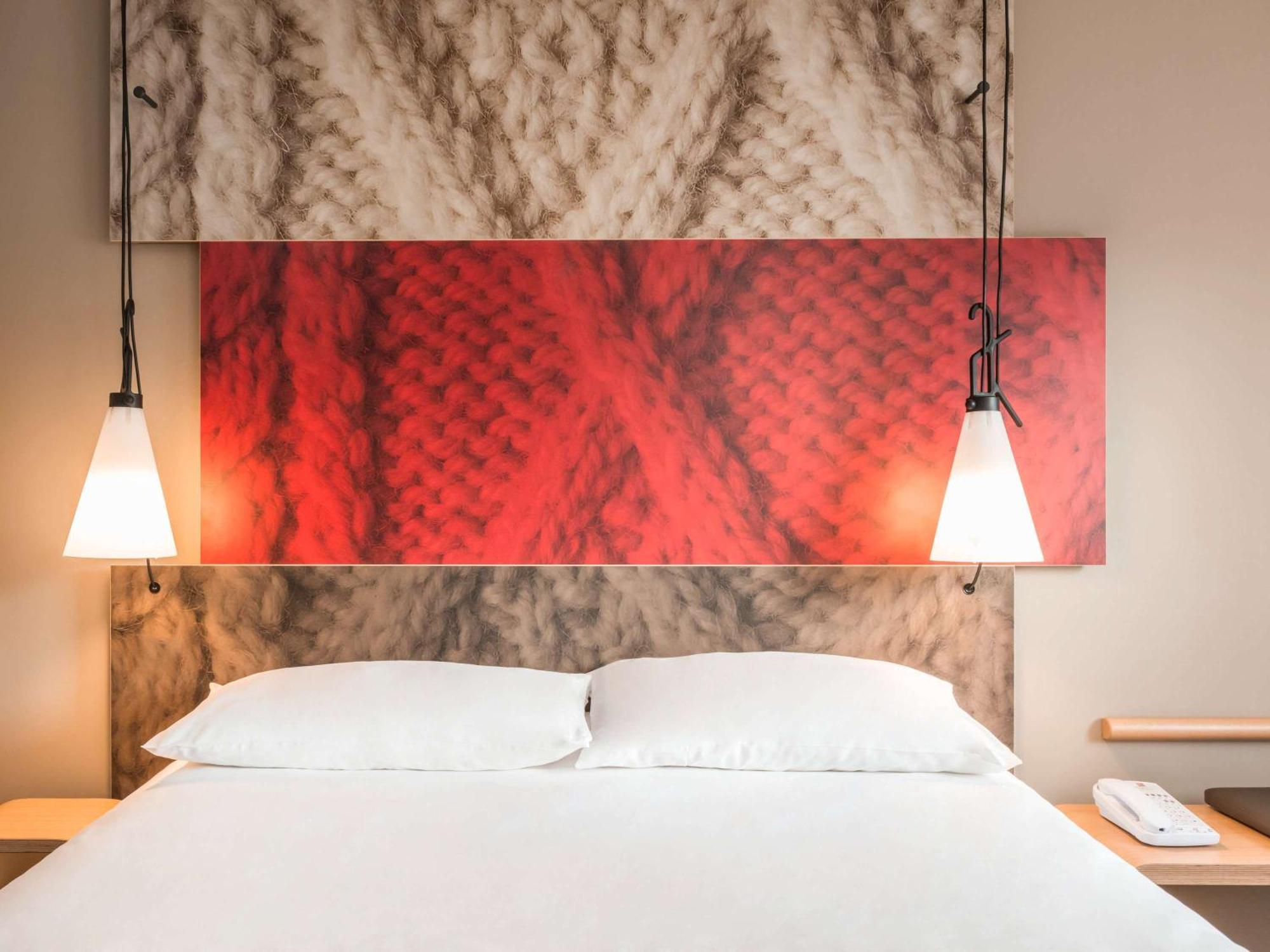 Chambre Standard avec 1 Lit Double et 1 Lit Simple