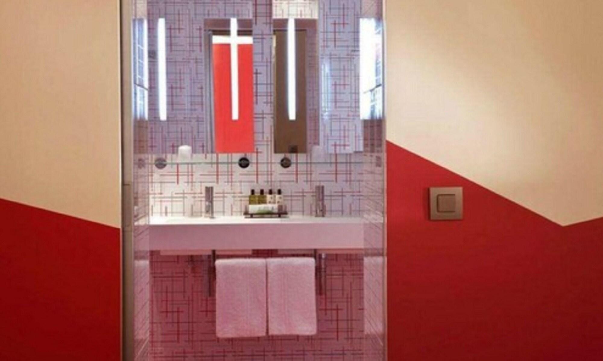Secret Double Room,684352212:JPEG
