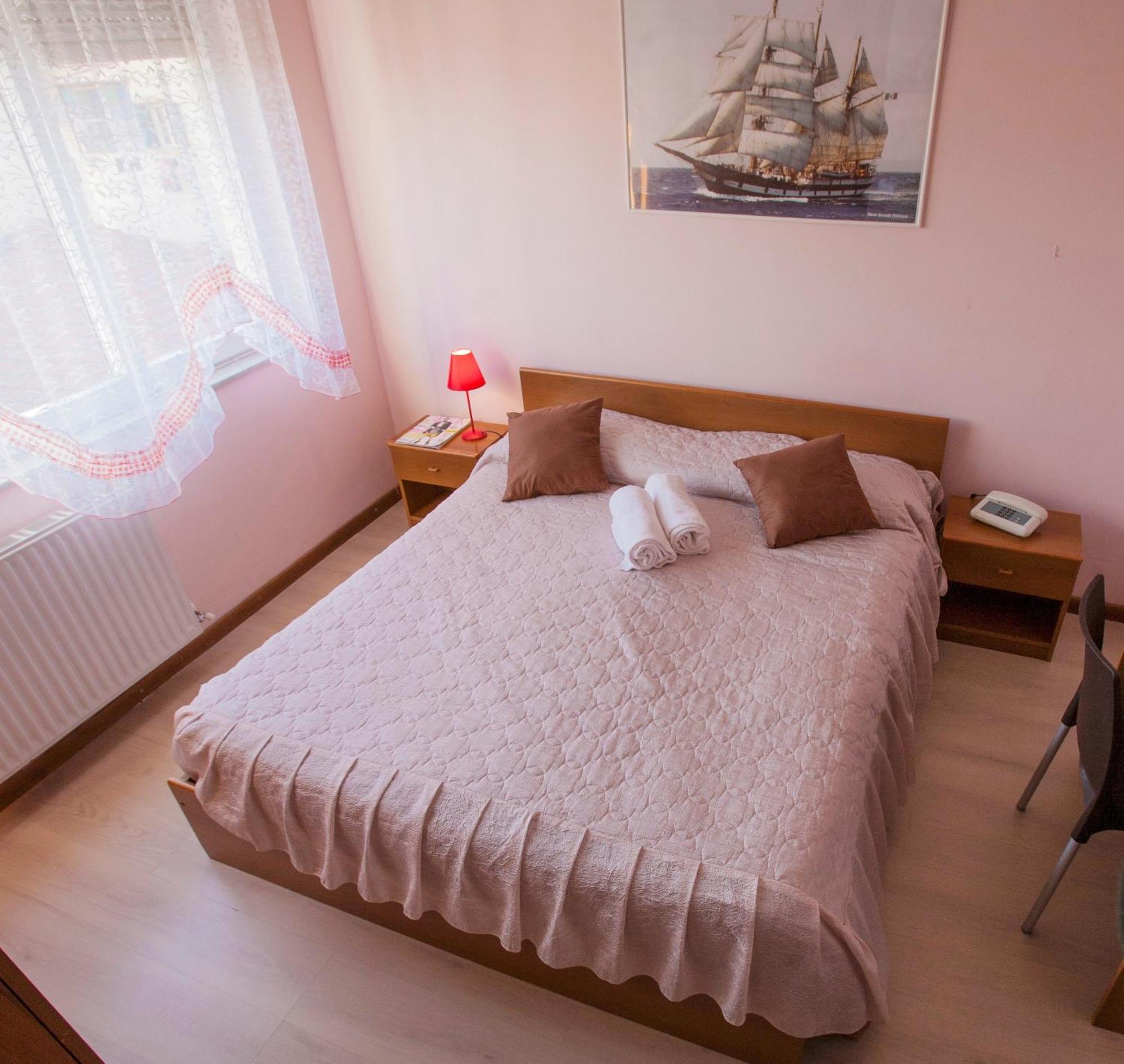 Chambre Double ou Lits Jumeaux
