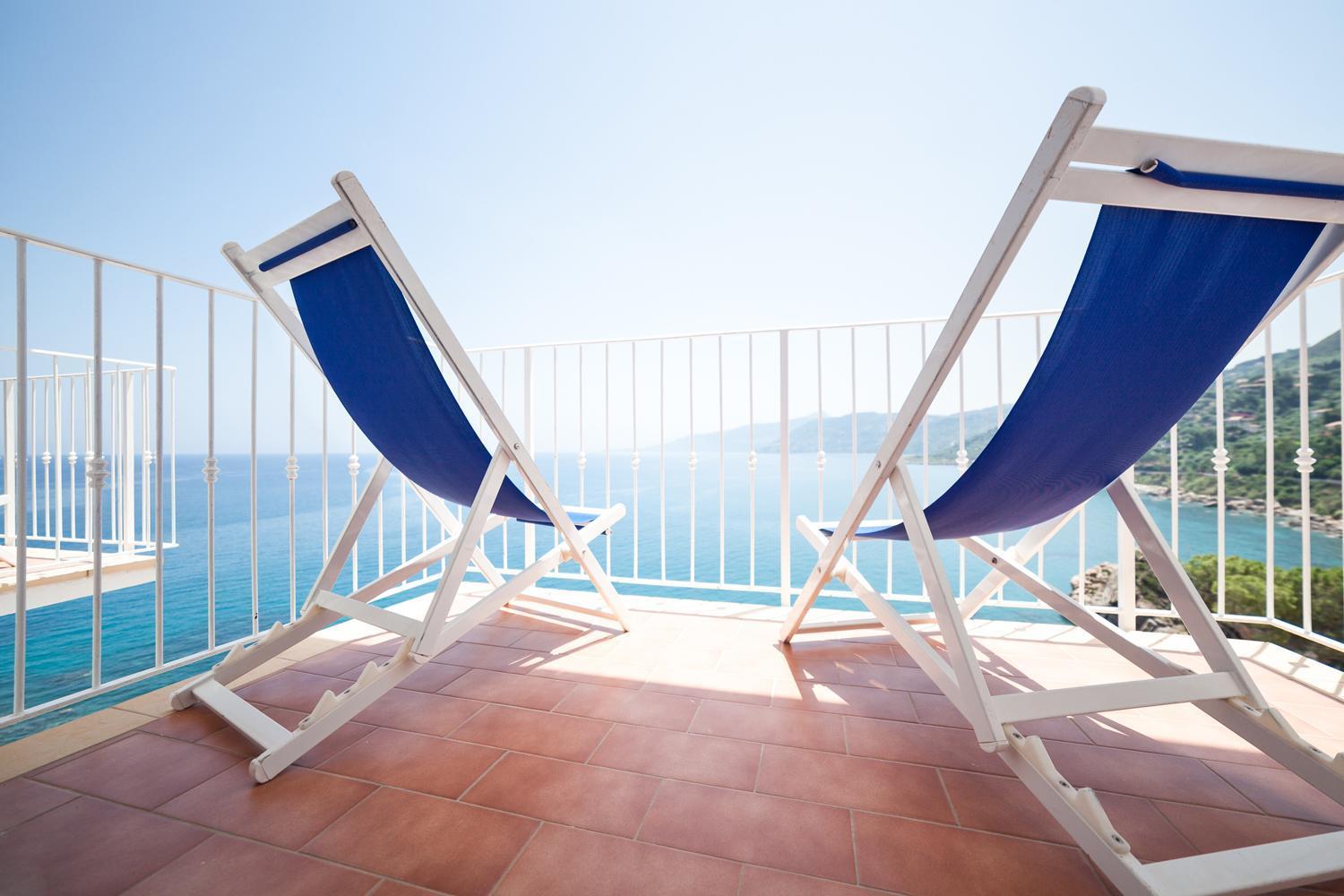Chambre Triple - Vue sur Mer