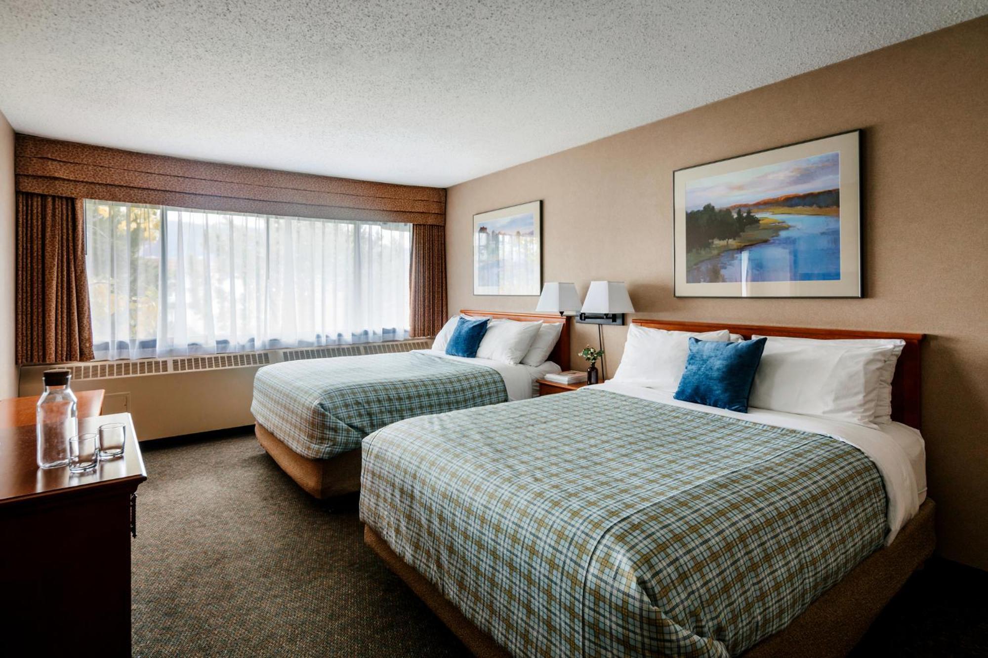 Chambre avec 2 Grands Lits Queen-Size