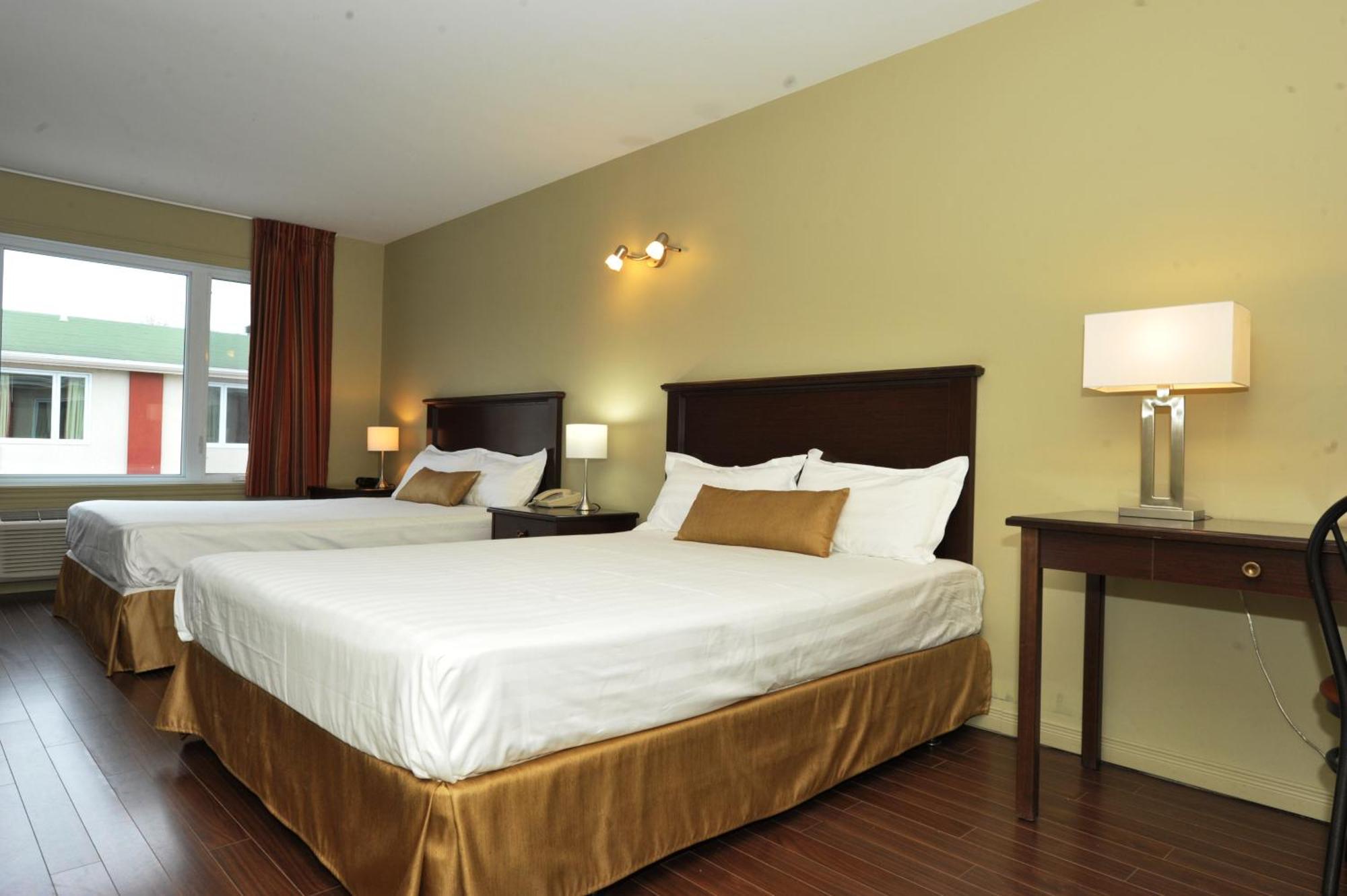 Queen Room