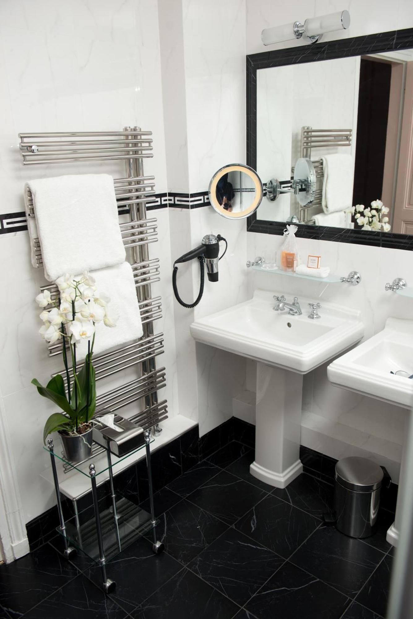 Privilege Double Room,1215256627:JPEG