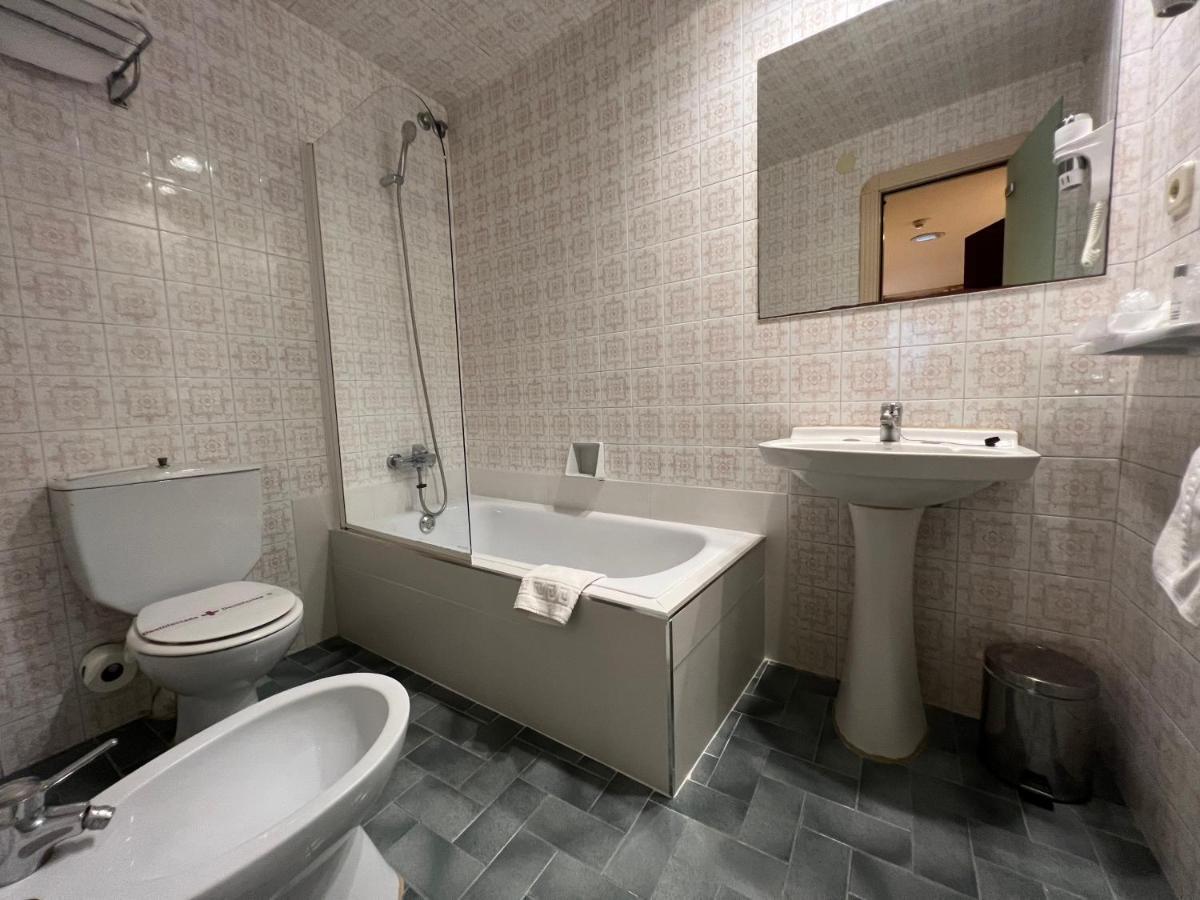 Economy Twin Room