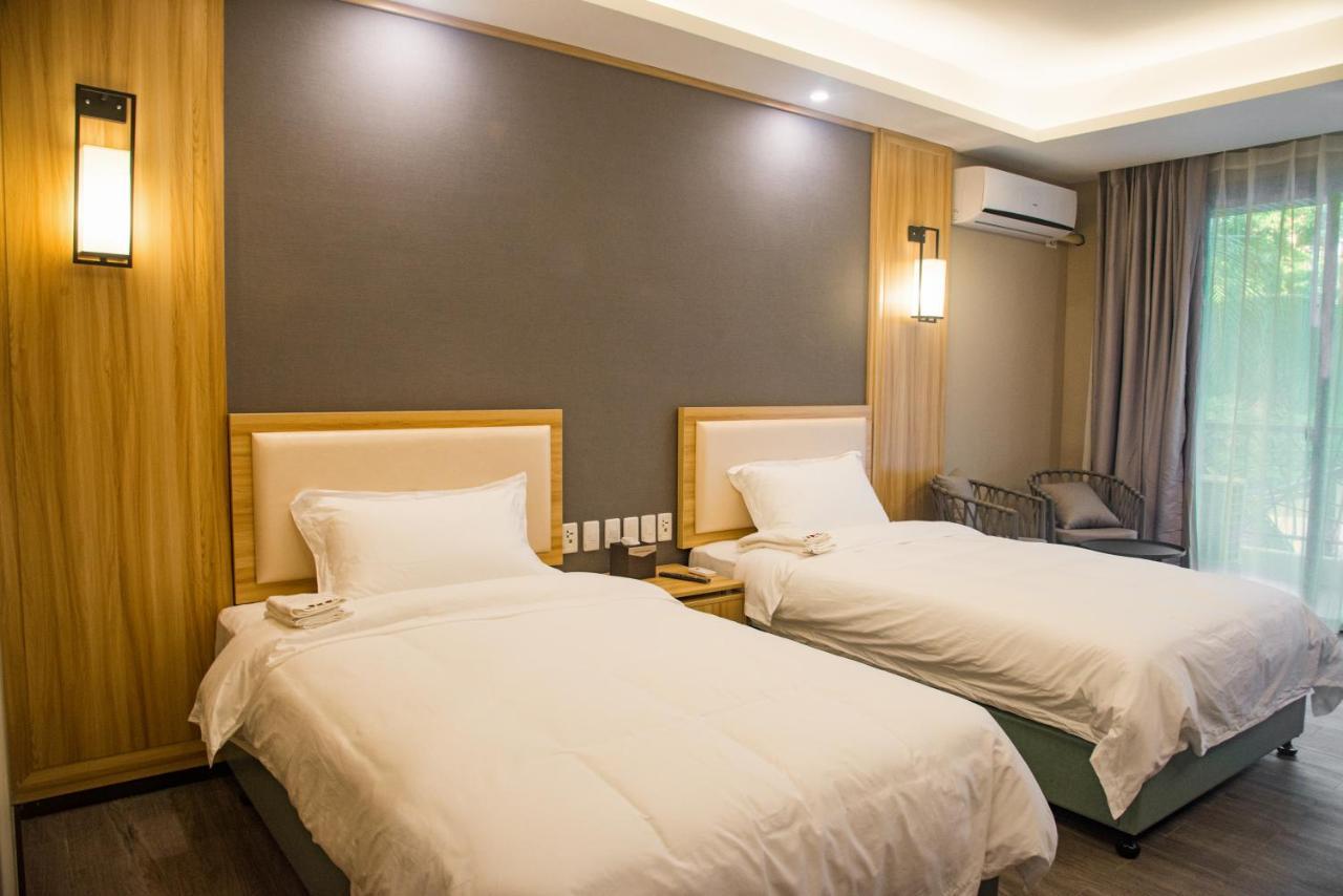 Premium Twin Room
