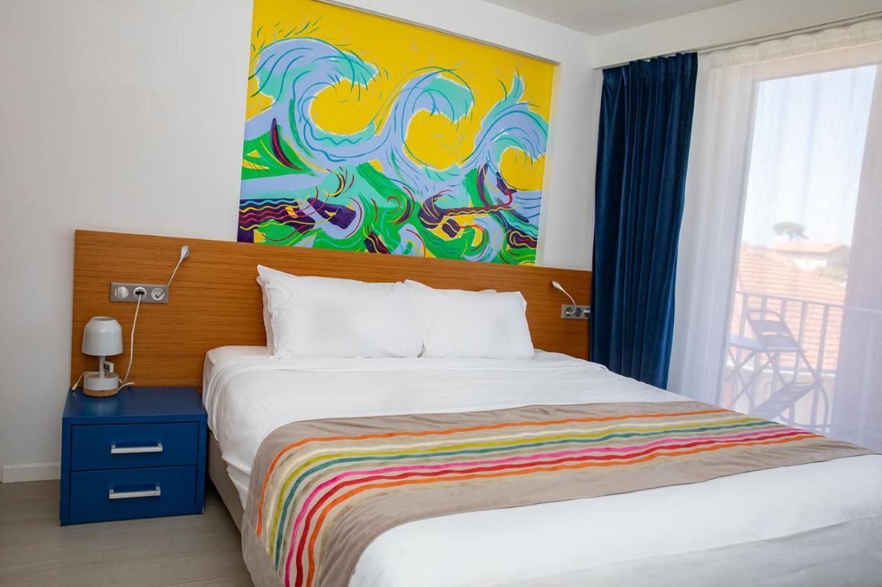 Deluxe Double Room with Balcony,1237686811:JPEG