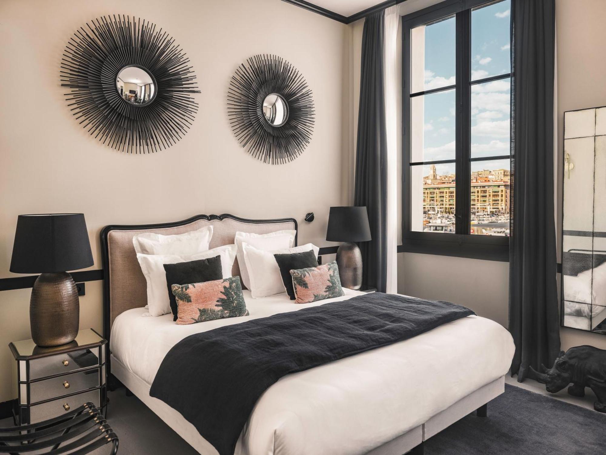Deluxe Double Room Harbour View