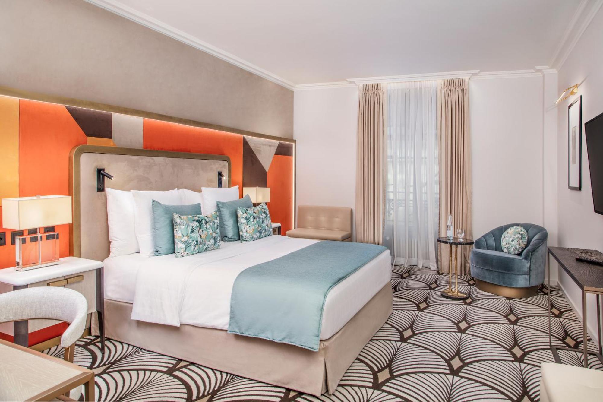 Unique Renovated Classic room 22-24m2