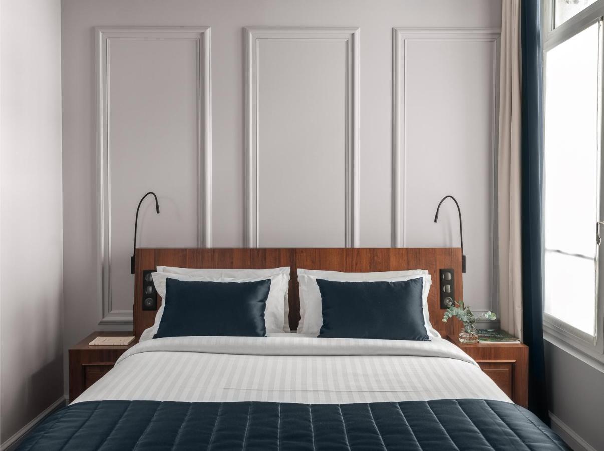 Alcove Room with One Queen Bed,1247968120:JPEG