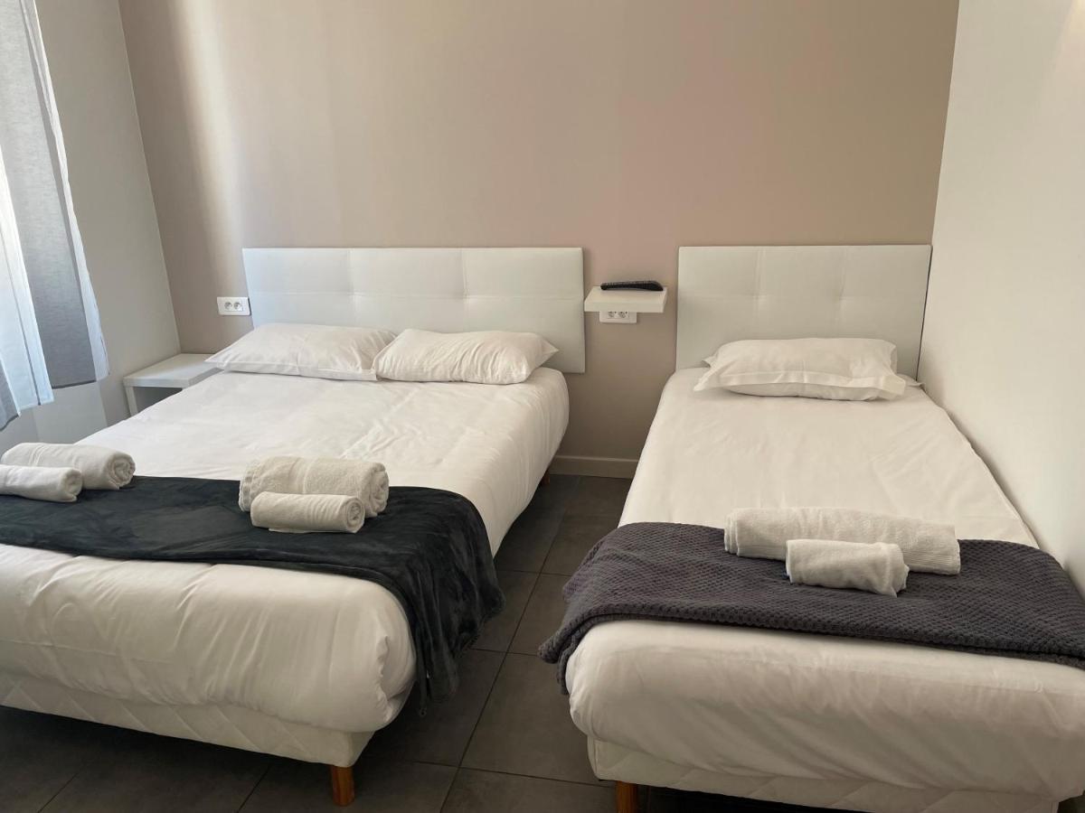 Triple Room,1260668467:JPEG