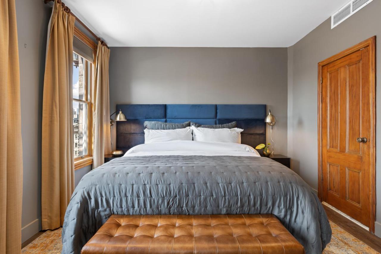 Suite Lit King-Size avec Balcon