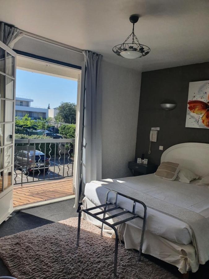 Superior Double or Twin Room Side