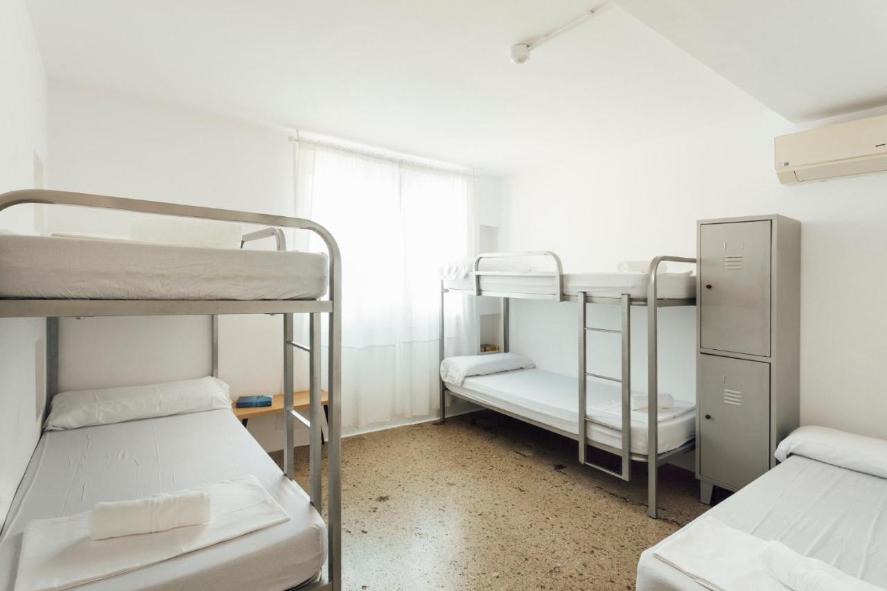 Chambre Familiale avec Salle de Bains Privative Séparée