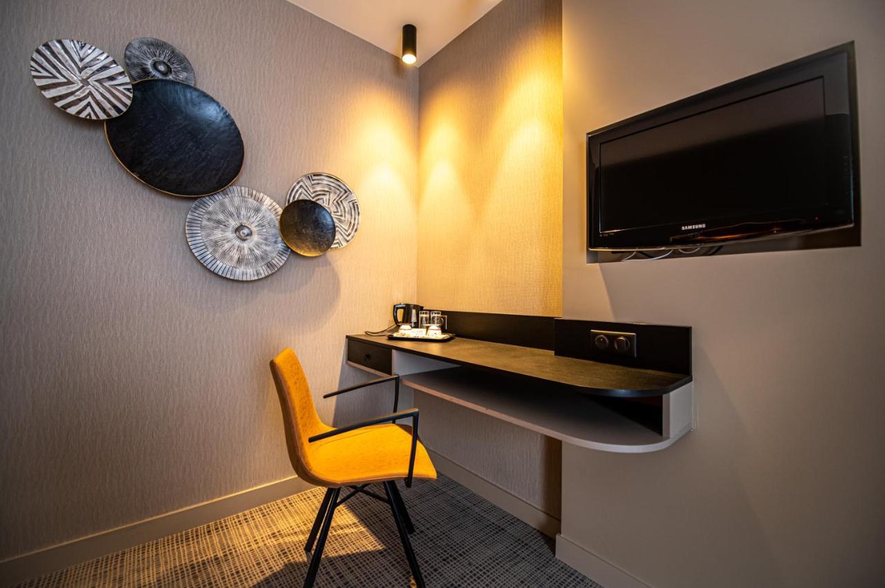 Double Room,1498497757:JPEG