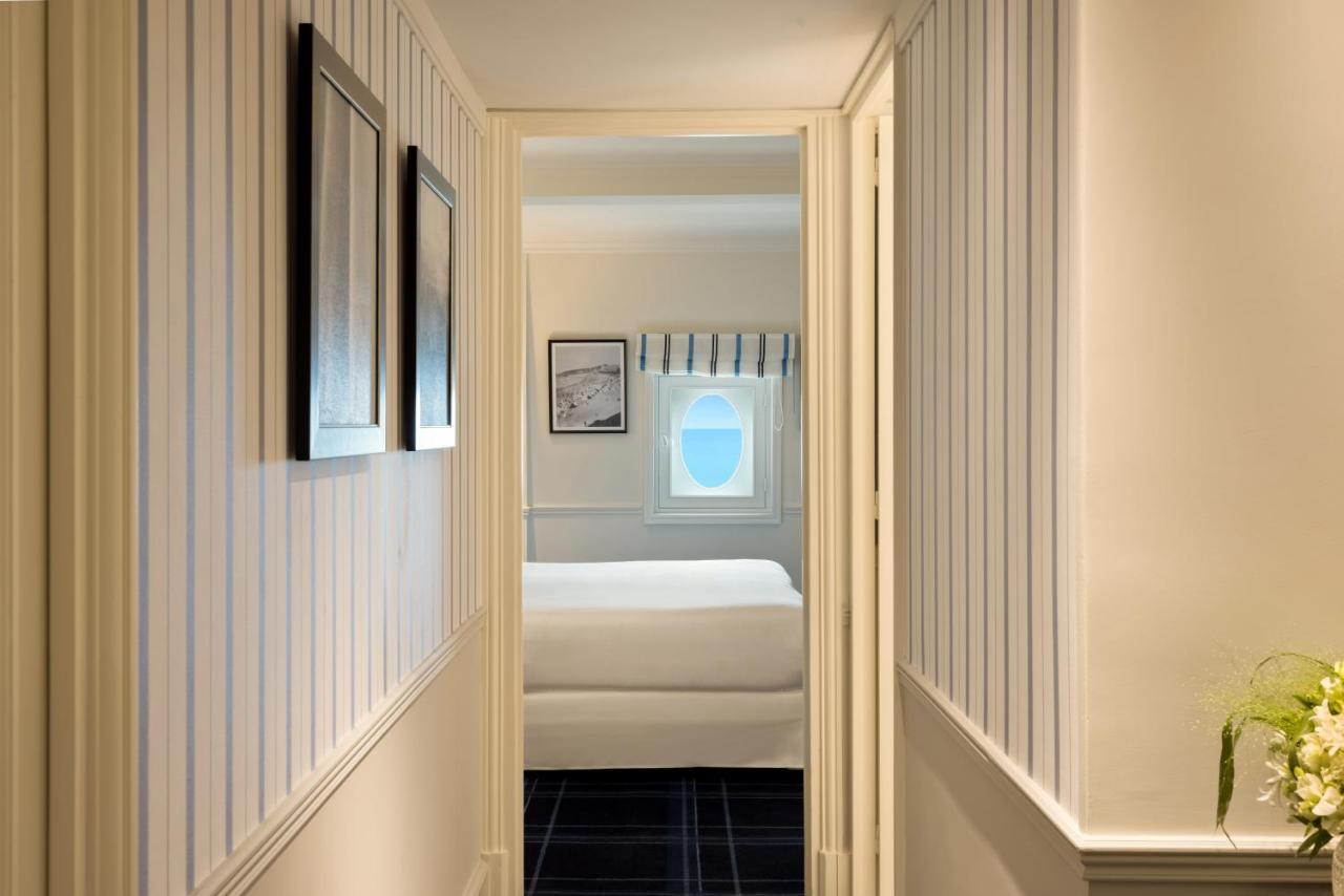 Chambre Lit King-Size Deluxe - Paquebot de croisière