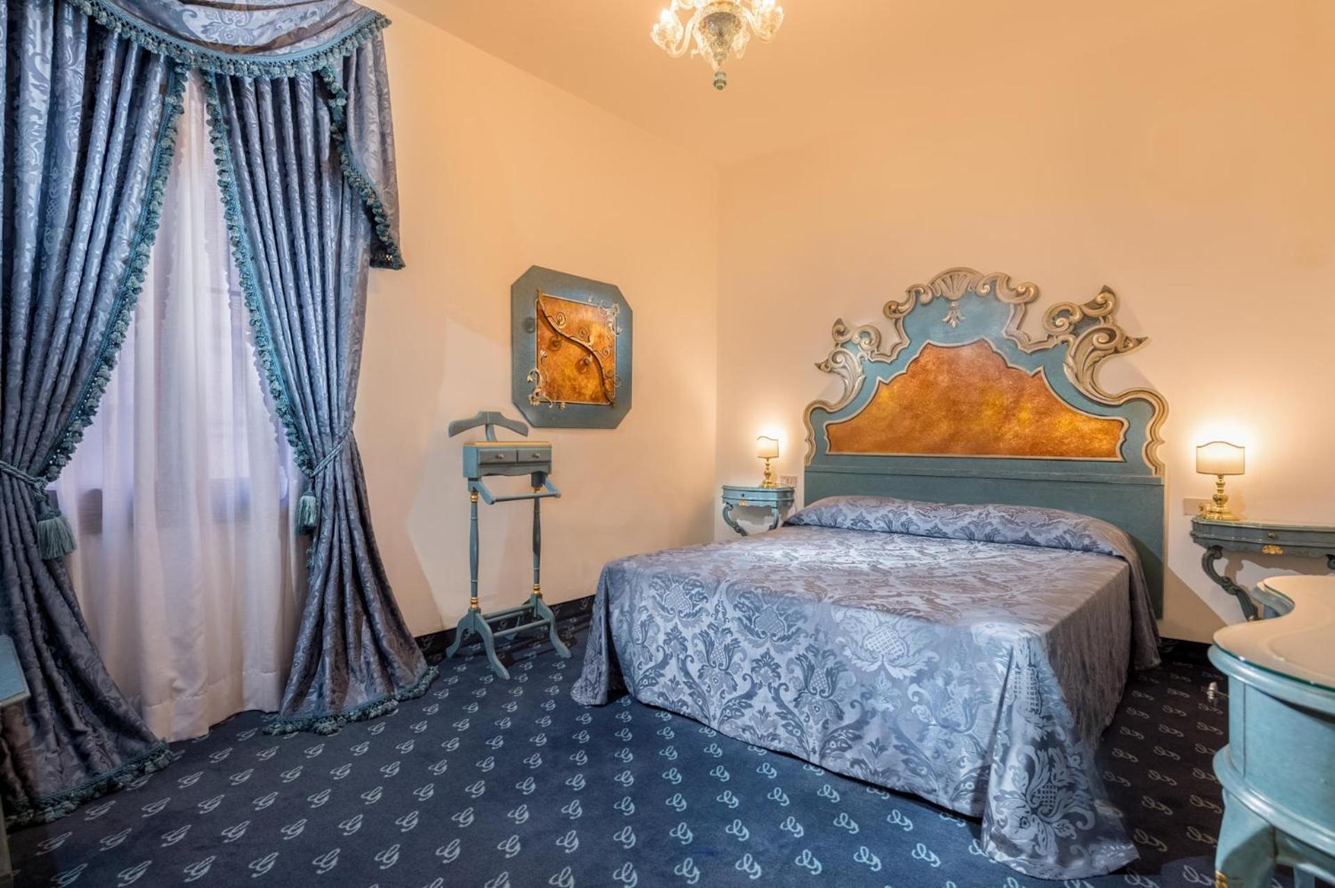 Classic Double Room,1274580058:JPEG