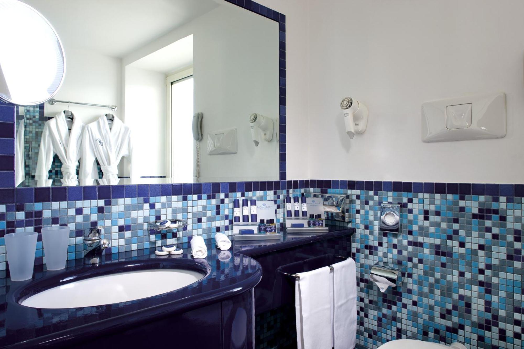 Superior Triple Room with Sea View,1274594464:JPEG