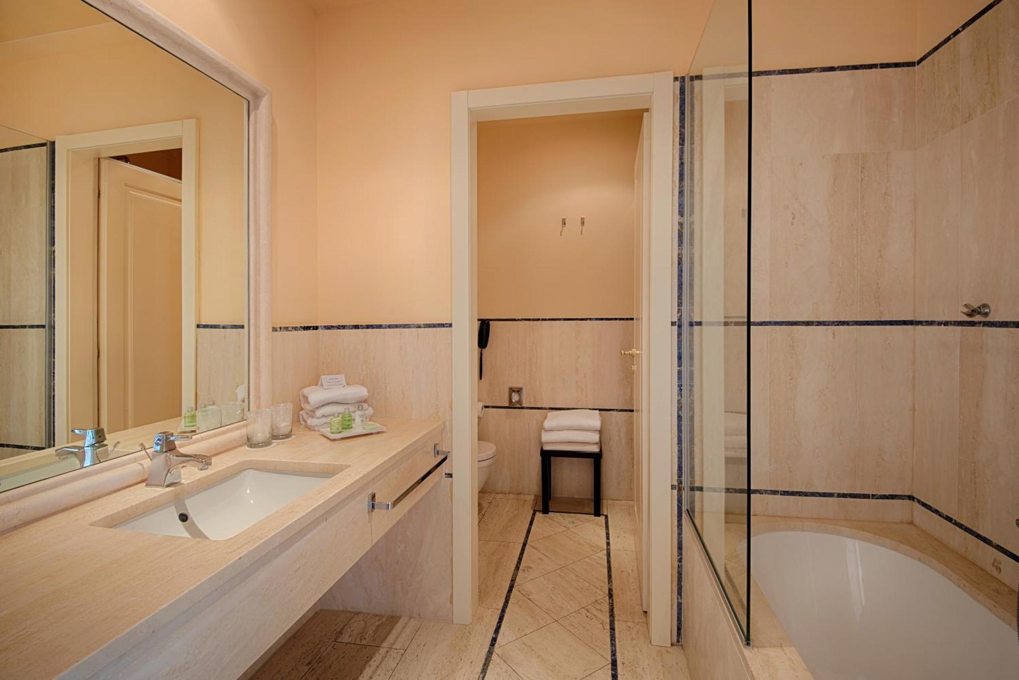 Suite Lit King-Size ou Lits Jumeaux Junior avec Vue sur Mer
